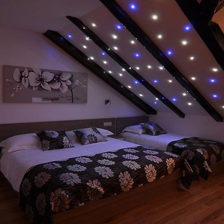 Deluxe Apartments & Rooms Sarella Split Zimmer foto